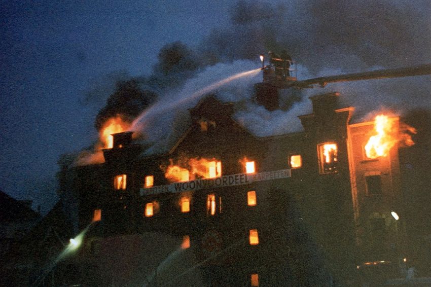 Pakhuis Rusland Leeuwarden 28 febr. 1981.JPG - Pakhuis Rusland 28 febr. 1981